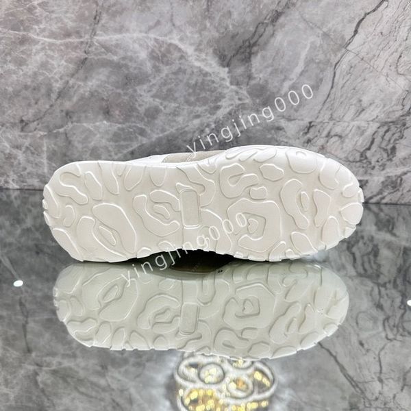 

fashion designers sneakers camouflage casual shoes stylist mens women shoes checkered studded flats mesh trainers2023, Black