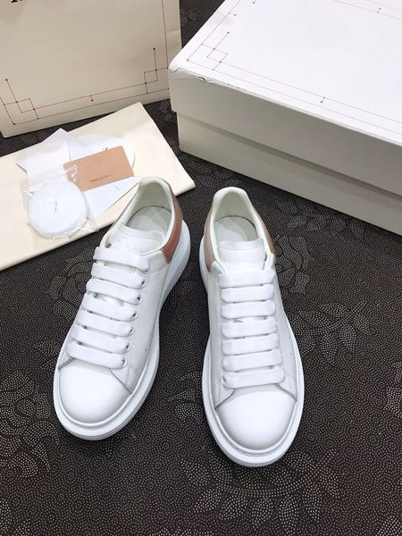 

r woman shoe leather lace up men fashion sneakers white black mens womens luxury 0426