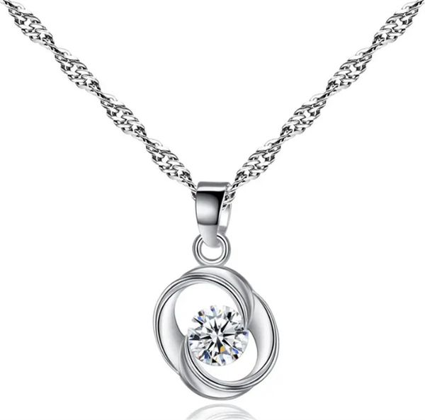

women's flower collarbone pendant necklace, fashionable decoration, Silver