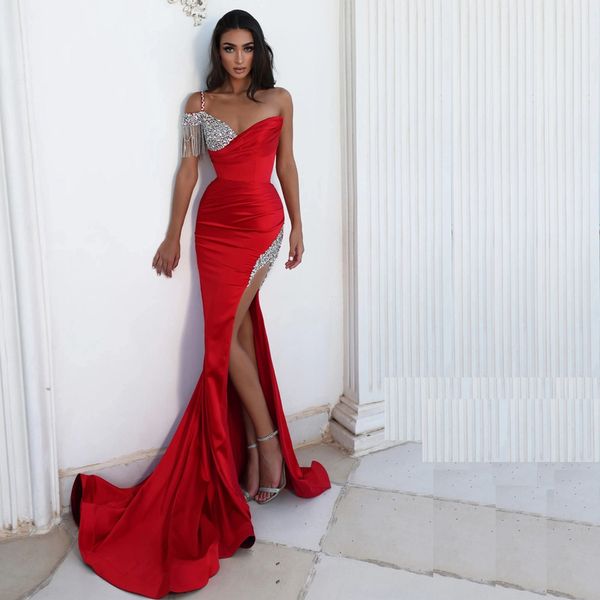 

slit one shoulder mermaid evening dresses bead strap satin evening party gowns pleat sweep train vestido de novia, Black;red