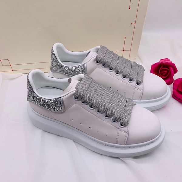 

2023 new men womens fashion casual shoes loafers designer classic rubber platform leisure comfort four seasons shoes 0426, Black