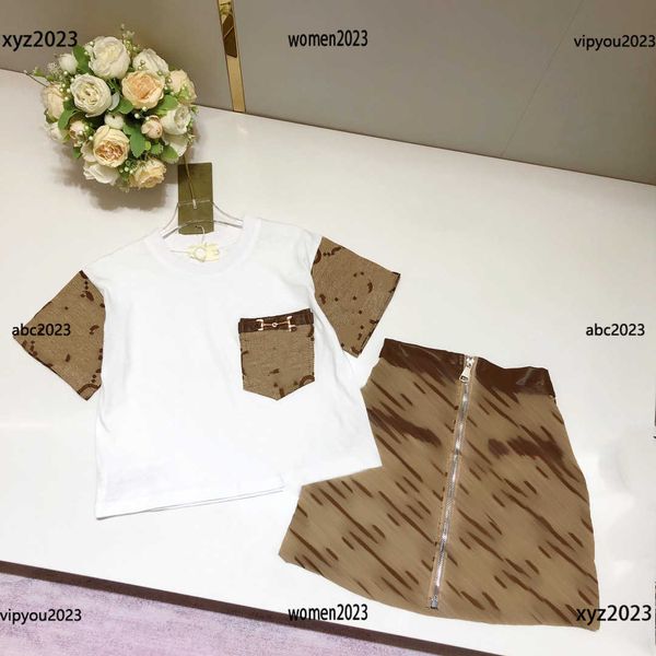 

luxury tracksuits kids designer clothes t-shirt set size 110-160 cm 2pcs splice design short sleeved t-shirt and leather waist skirt, White