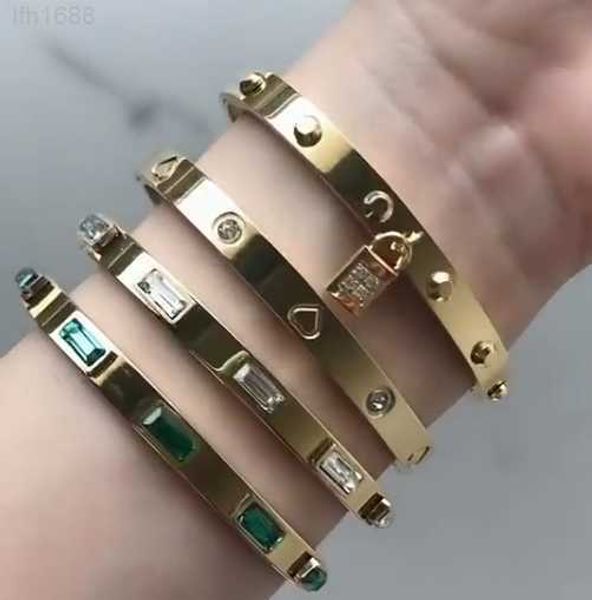 

18k gold stainless steel bangle charms bracelet girl cuff bangles wholesale price for women jewelry lock bangles, Golden;silver