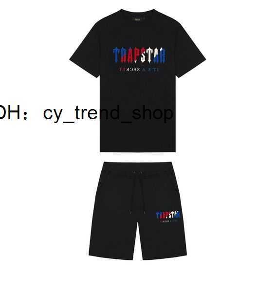 

22ss limited edition trapstar t shirt short sleeve shorts shooter suit london street fashion cotton comfort couple s-3xl 11, White;black