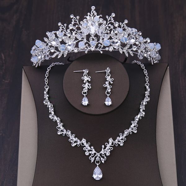 

luxury diamond goddess crown set bride crown necklace earrings three piece wedding hair accessories street shooting accessories set, Silver