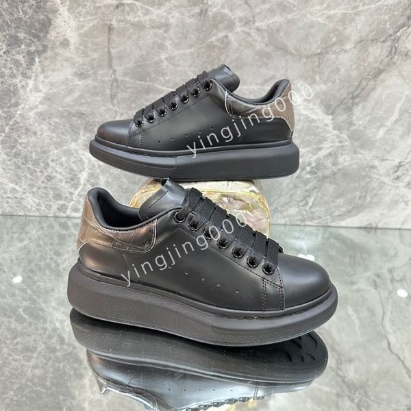 

2023brand fashion quality designers sneakers camouflage casual shoes stylist men womens shoes checkered studded flats mesh trainers, Black