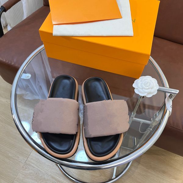 

famous brand beach slippers classic flat heel summer designer fashion flops leather lady slides women shoes l bath ladies sandals 0426, Black