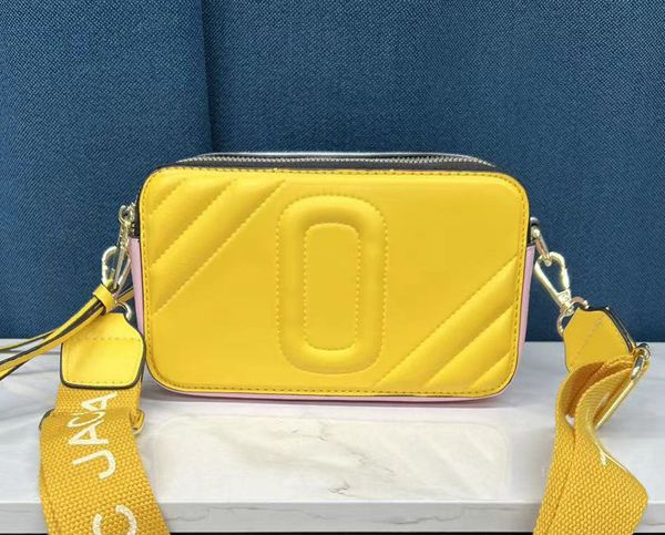

designer the snapscamera shoulder bags women crossbody handbags fashion pu white all black pink cross body strap purse bag g230125, Red;black