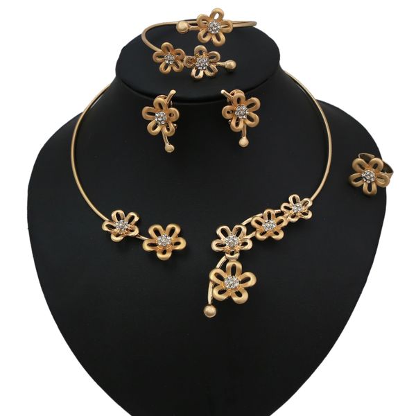 

new necklace brand jewelry set daily inexpensive lady beautiful and pattern gold plated two-piece chain jewelry sets gift, Black