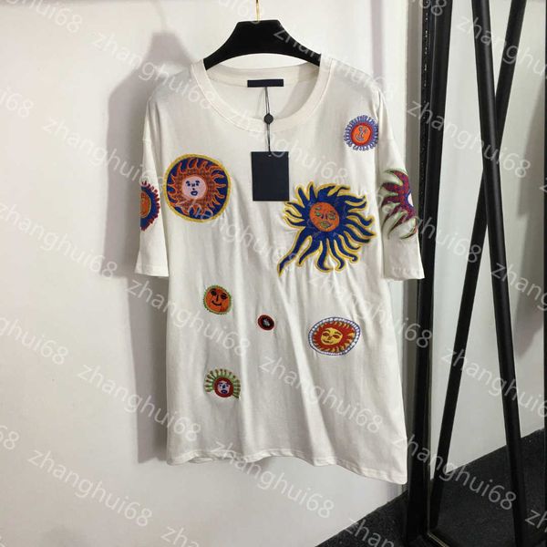 

23ss womens t-shirt tee t shirt womens designer clothing round neck pure cotton cartoon sun embroidery pattern short sleeve t-shirt womens c, White