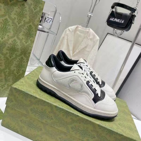 

80 sneakers mens sneaker vintage leather trainers interlocking embroidery trainer flat sneaker couple skateboard size 35-45 01, Black