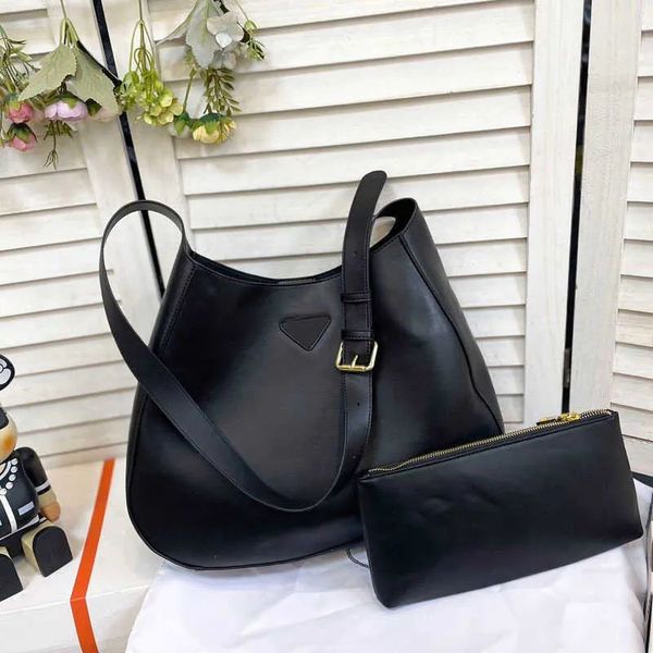 

totes tote bags handbag designer bags women classic crossbody leather underarm bag high capacity shoulder luxury totes casual purse 221200, Black;red