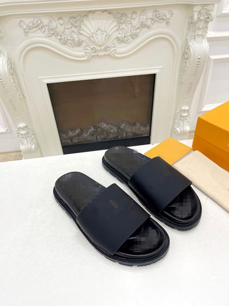 

womens beach slippers famous classic flat heel summer designer fashion flops leather lady brand slides famale shoes l bath ladies 0426, Black