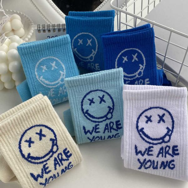 

cotton pattern compression man japanese cartoon socks wholesale hip hop style breathable mid tube skateboard letter 5 pair soft long sock fo, Black