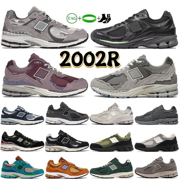 

new 2002r casual shoes for men women women b2002r designer sneakers protection pack phantom grey camo bone light aluminum mens trainers outd