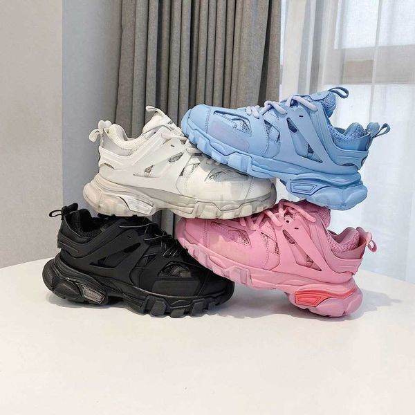 

luxury designer womens mens casual shoe track 3.0 led sneaker lighted gomma leather trainer nylon printed platform sneakers men light traine