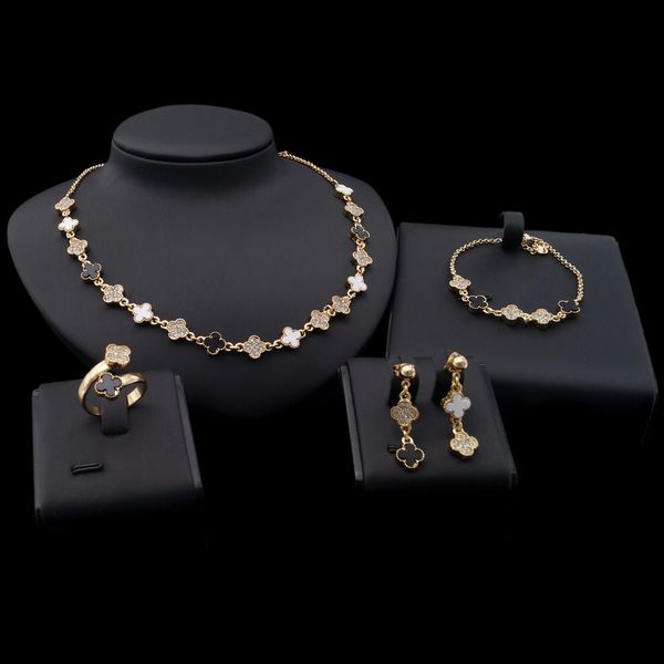 

exquisite brand jewelry lady four leaf clover necklace earrings fishon jewelry sets, Black