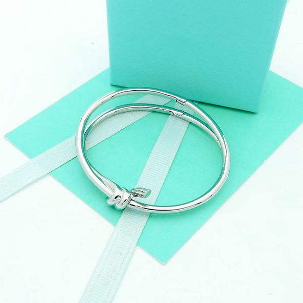 

high end designer women's knot bracelet, classic luxury brand bracelet, girl's valentine's day jewelry gift with box, Golden;silver