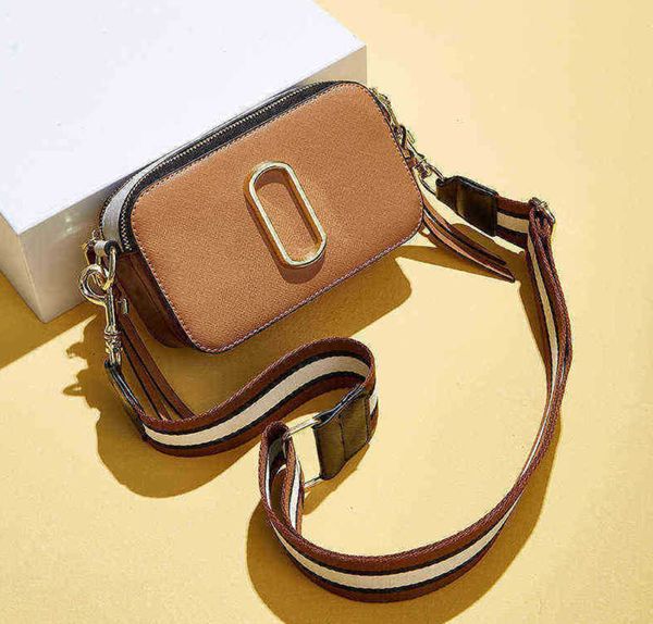 

designer m camera small square j crossbody bags women fashion sports outdoor tote with simple wide shoulder strap color matching 220519 1106