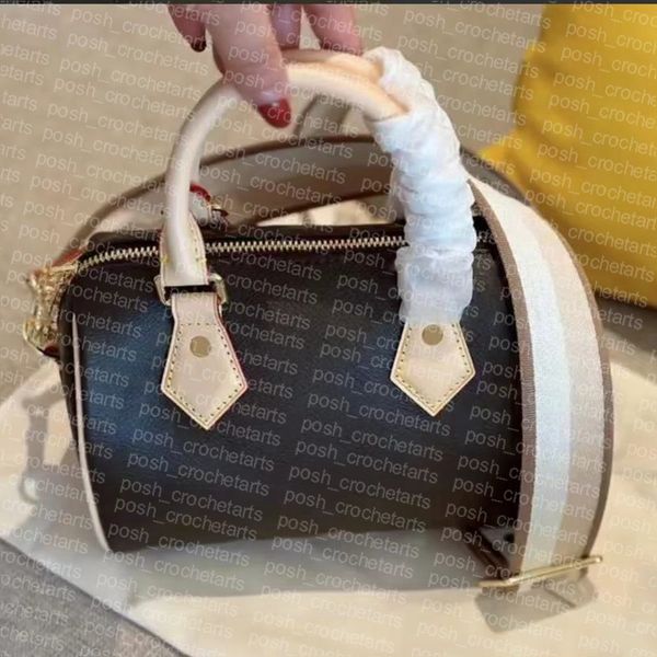 

trendy boston bag 20cm genuine leather trim wide shoulder strap boston bags for women's handbag purses