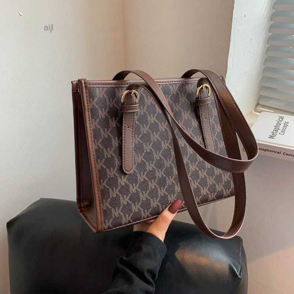 

2022 printing retro fashion luxury designer high capacity tote handbag women's shoulder leather ladies bag