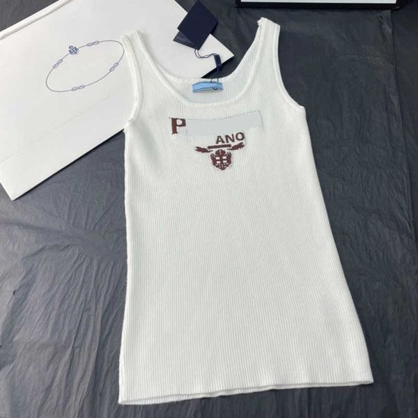 

fashion brand designer vest womens knitted sleeveless embroidered letter tee slim fit casual knit vests, White