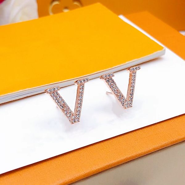 

jewelry fashionable earrings women's new diameter simple titanium steel earrings women brand v letter earrings gift box, White