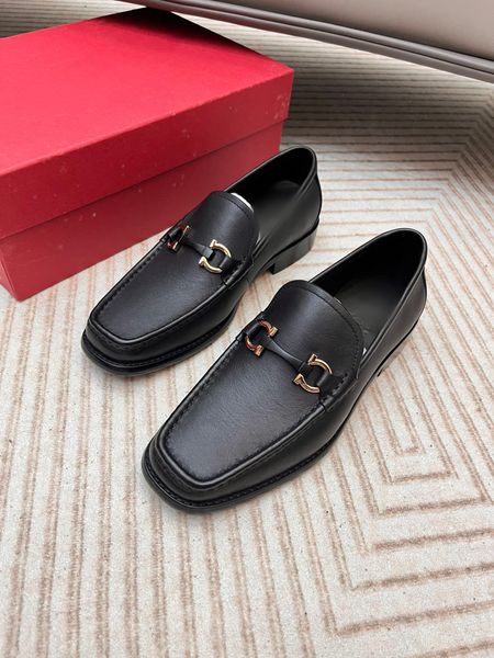 

fashion men designer dress shoes leather slip on metal buckle black luxury business mens shoe with red box