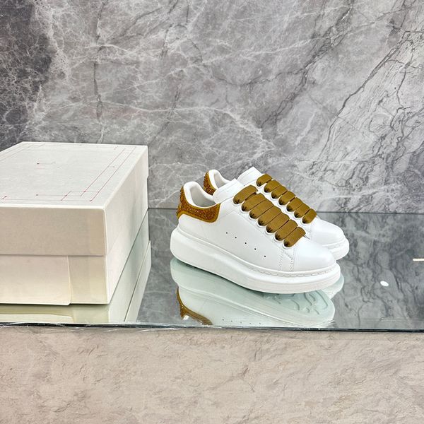 

2023 new luxury mens women classic casual shoes sneakers vintage platform multicolor trainer sneakers designer outdoor sport trainers 0511, Black