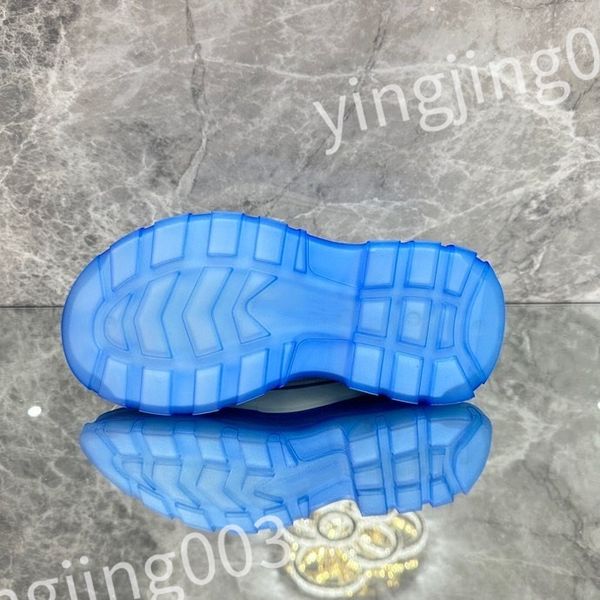 

2023 new women's retro casual shoes women's designer shoes men's leather outdoor shoes training shoes couples' same styl, Black