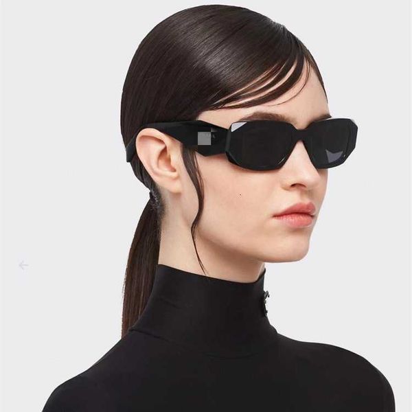 

designer triangular signature cool sunglasses luxury super advanced sense irregular female ins network red supermodel aura anti ultraviolet, White;black