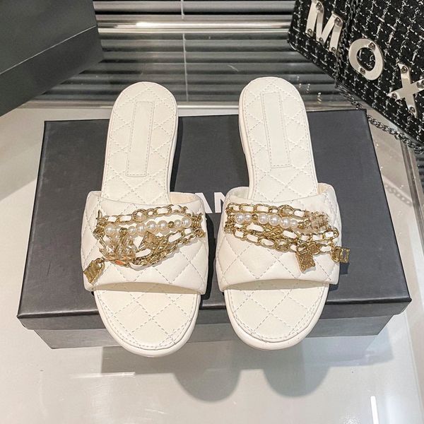 

designers luxury fashion slippers woman thick sole flat pearl chain buckle slides tpu comfort running sandals lovers couples shoes outdoor b, Black