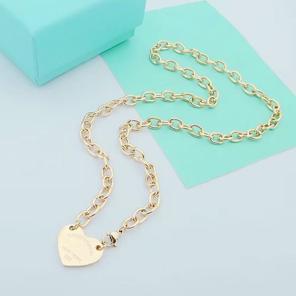 

designer peach heart necklace bracelet set luxury classic love bracelet girl holiday gift 316l stainless steel jewelry with box, Golden;silver