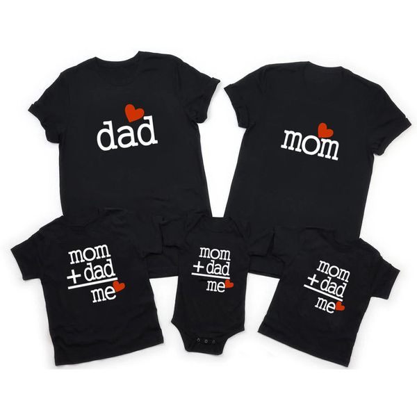 

Family Matching Outfits Mom Dad Me Father Daughter Son Clothes Look Tshirt and Baby Kids 230512, Gray