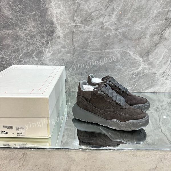 

brand women men casual shoes leather lace-up sneaker fashion lady flat running trainers letters gym sneaker, Black