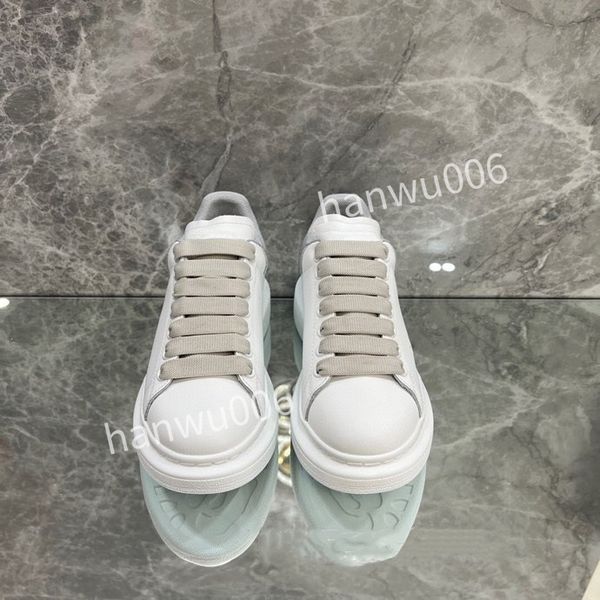 

2023new platform designer shoes white black shoes classic suede leather women flats sneaker men mens espadrille flat sole slide sneakers