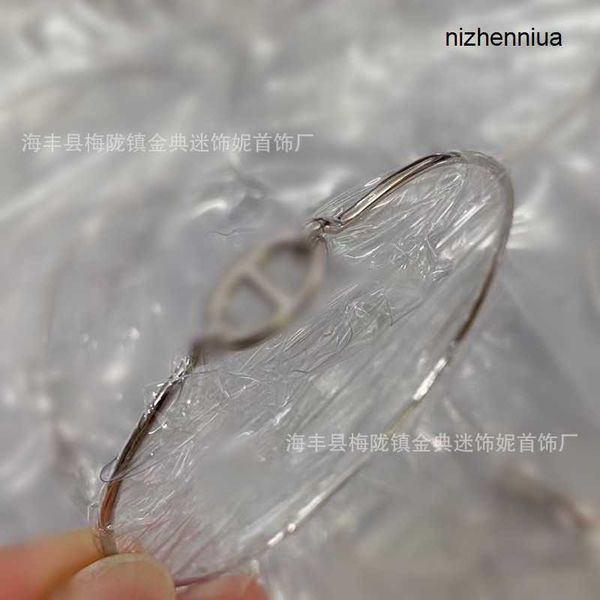 

hermm classic bracelets v gold material pig nose plain silver simple and fashionable fine style diamond it2e, Black