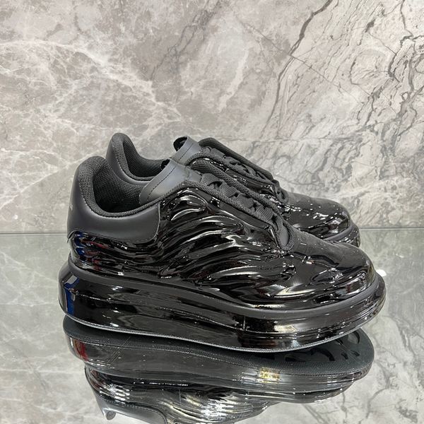 

2023 luxury designer running shoes women lace-up sports shoe casual trainers classic sneaker woman 0511, Black