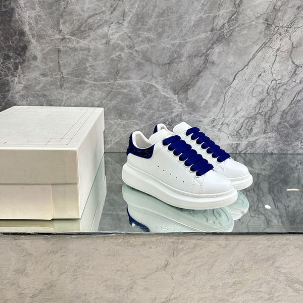 

2023 sneakers shoes men brushed leather white black sport shoe man womensuper quality casual walking 0511