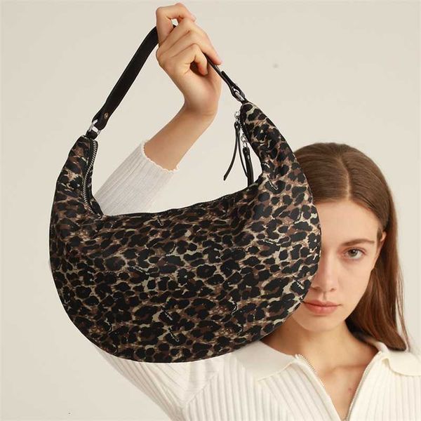 

down lady fashion half moon quailty sapce padded women cotton handbags shoulder bags designer high large tote winter purses 2021
