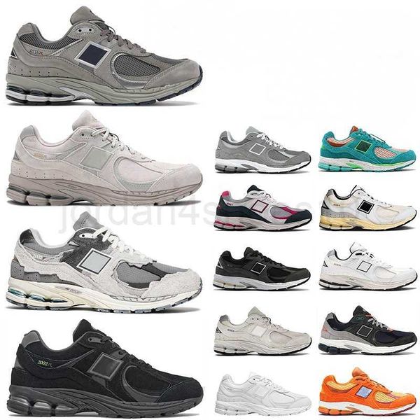 

fashion 2002r suede protection pack running shoes for men women designers crew incense forest green bordeaux rain cloud outdoor sneakers 3.2
