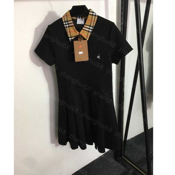 

23ss women dress womens designer clothing summer dresses logo embroidery college wind age-reducing plaid polo neck short-sleeved pleated dre, Black;gray