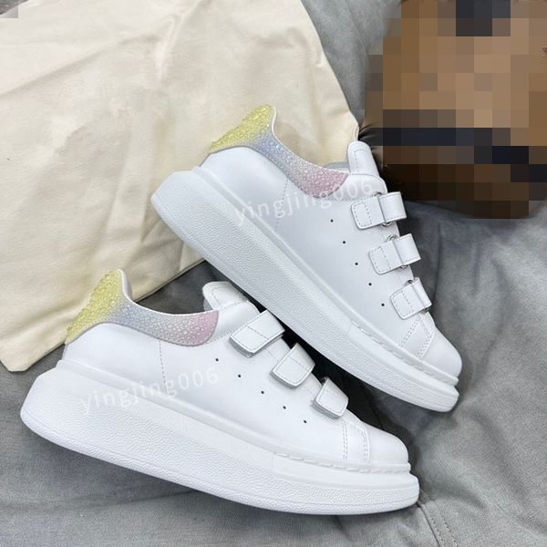 

2023new mens designer fashion casual shoes leather lace-up sneaker fashion lady flat running trainers letters gym sneakers, Black