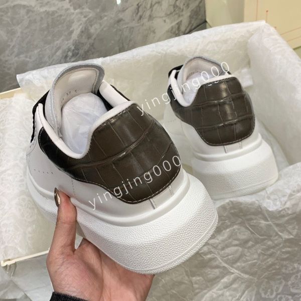 

new women brand quality designers sneakers camouflage casual shoes stylist shoes checkered studded flats mesh trainers2023, Black