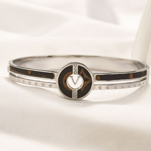 

designer brand bangle bracelet vintage leather black bracelet designer jewelry bracelets spring romantic gifts family bracelet exquisite 18k