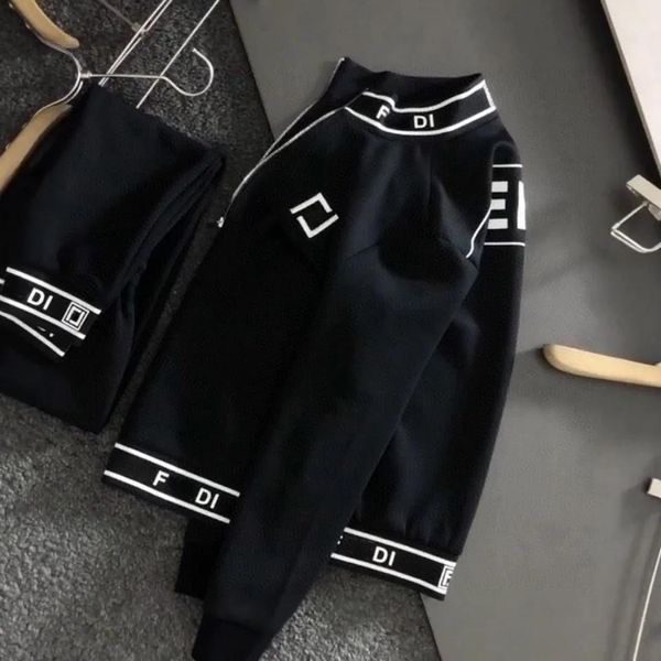 

new designers mens tracksuits fashion new simple menswear brand men running track suit spring autumn men's two-piece sportswear casual, Gray