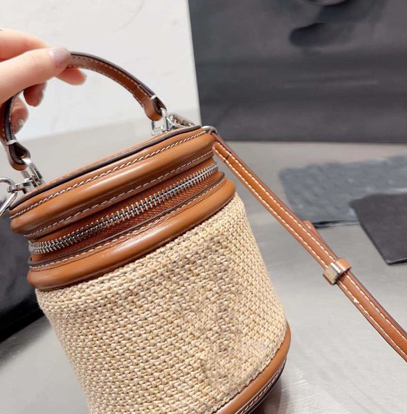 

luxury brand designer rice bucket bag straw hair wealthy letter y bag large capacity makeup case handbag slant shoulder wallets 230515