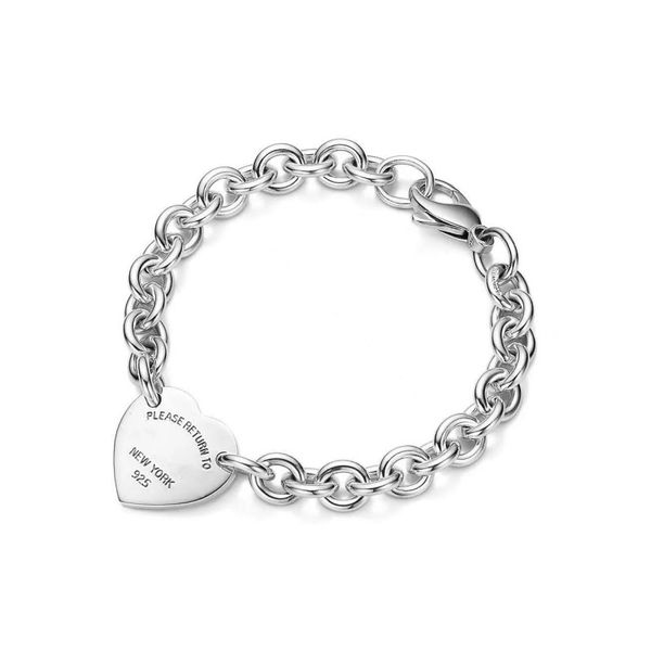 

new love chain necklace bracelet set women's luxury designer peach heart pendant girl holiday gift jewelry with box, Golden;silver