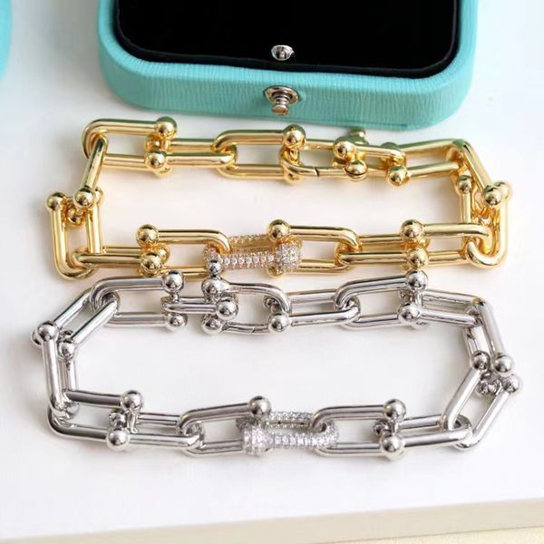 

luxurys link tiff designer bracelet women charm bracelets love trendy fashion shiny and eye-catching fine jewelry elegant temperament versat, Black