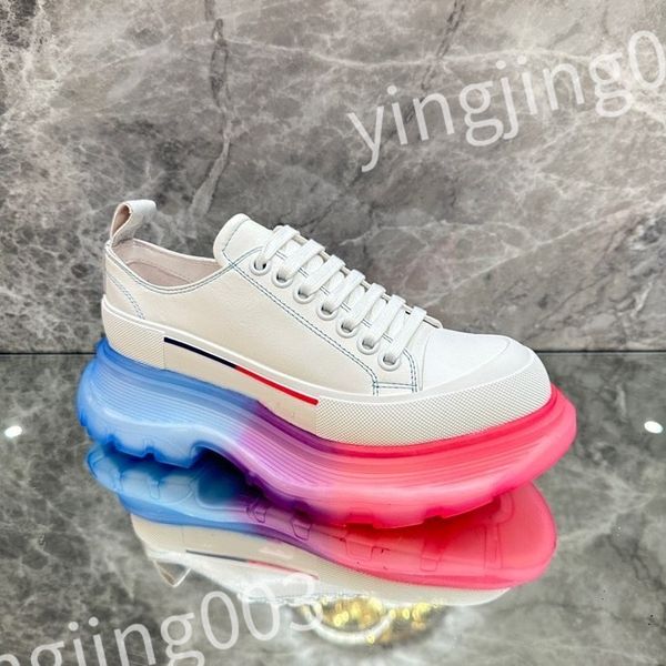 

2023 new women's retro casual shoes women's designer shoes men's leather outdoor shoes training shoes couples' same styl, Black